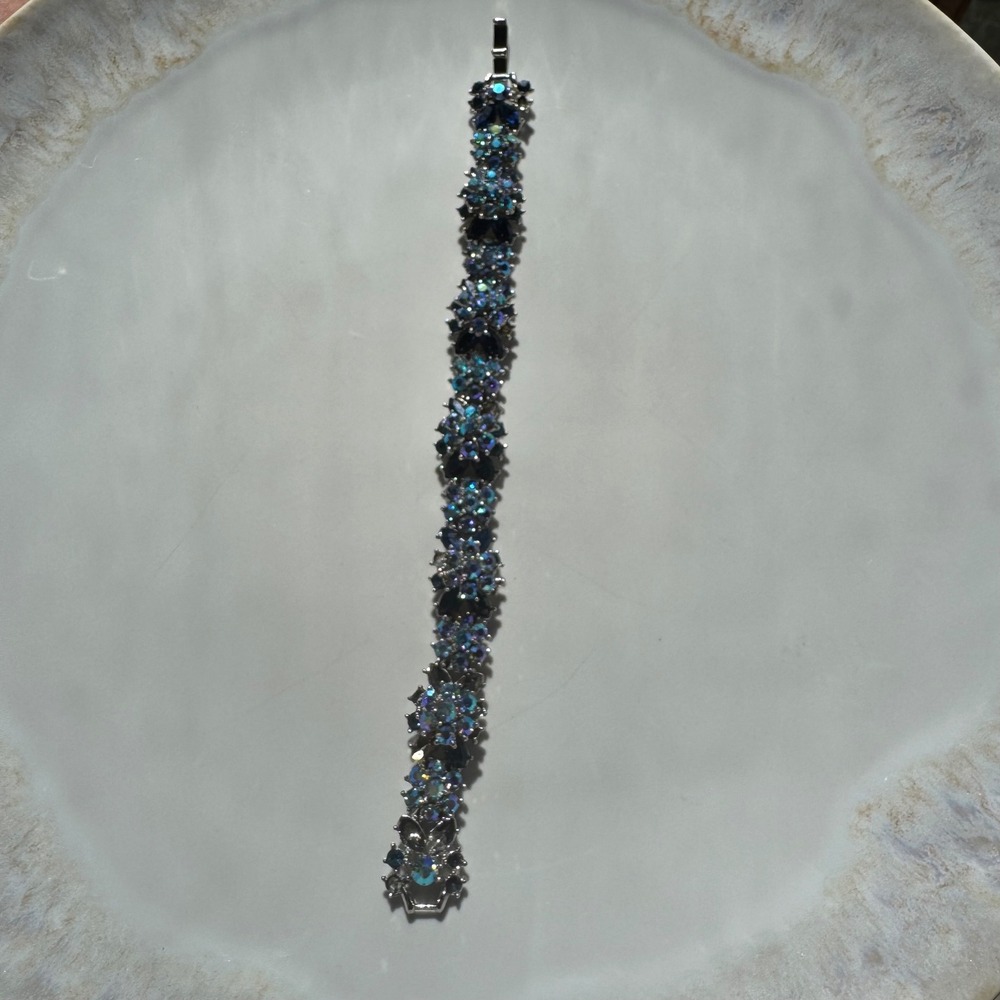 Trifari Vintage Aurora Borealis chaton rhinestone line bracelet 1960s